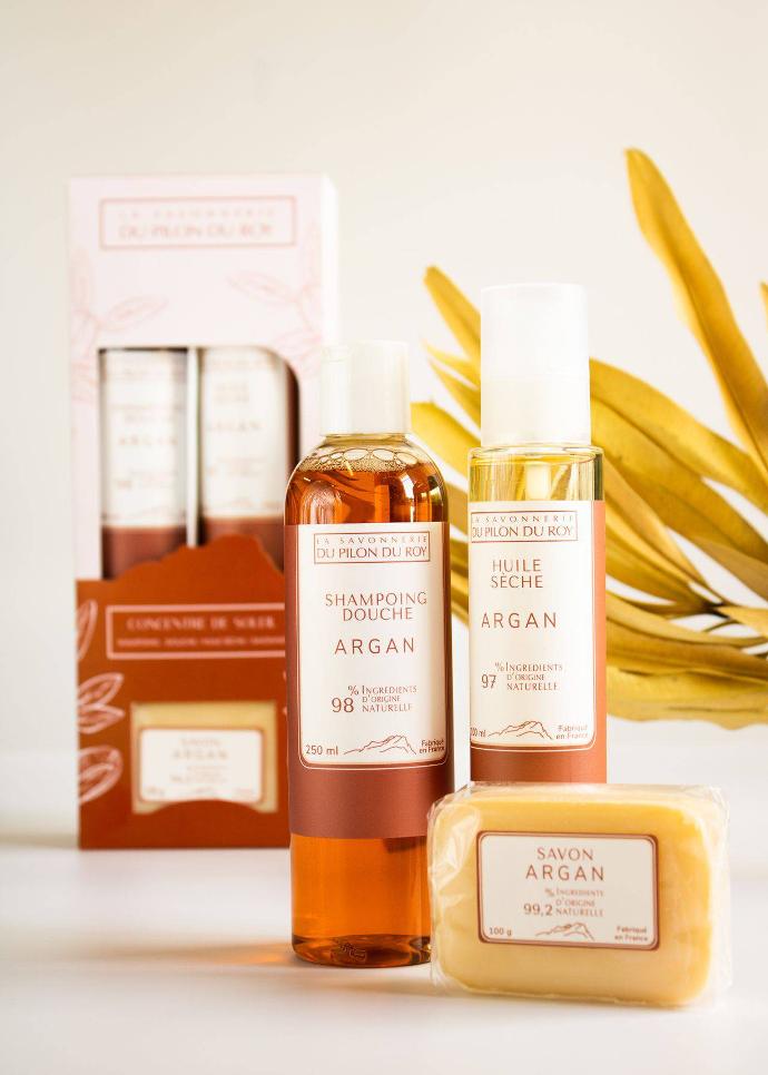 Coffret de soins à l'huile d'argan - La Savonnerie du Pilon du Roy - La Ciotat - Made in Provence Coffret de soins à l'huile d'argan - La Savonnerie du Pilon du Roy - La Ciotat - Made in Provence